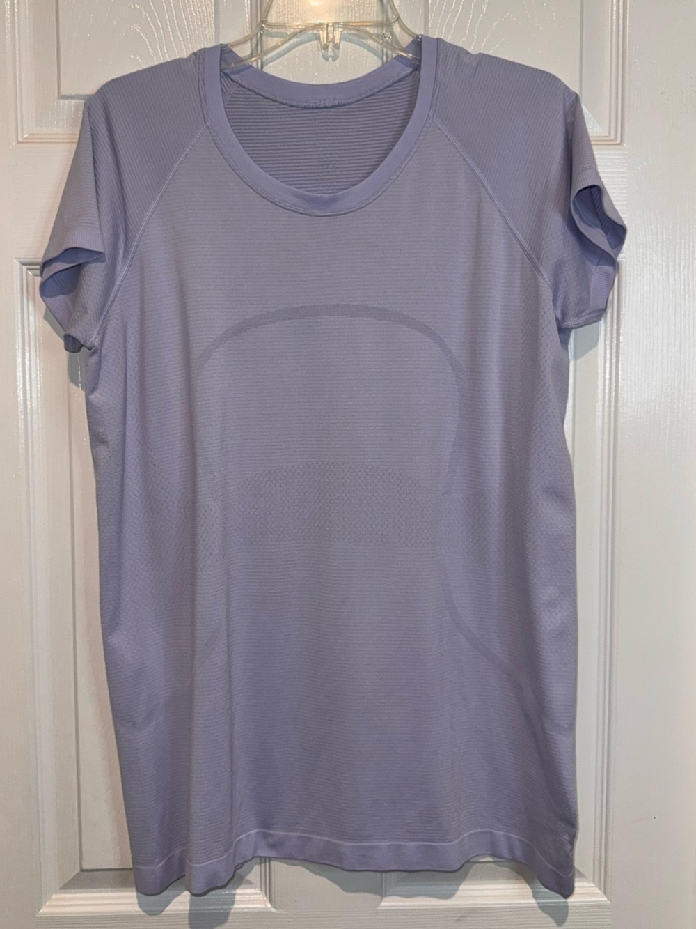 lululemon athletica Lavender Swiftly Tech Tee. Size 16